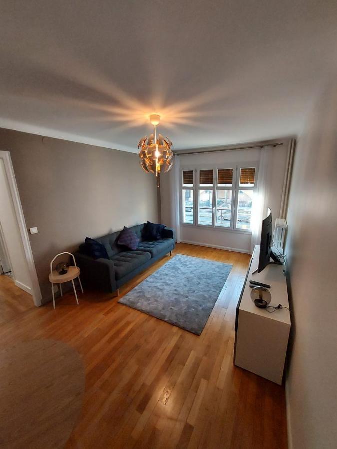 Bel Appartement 2 Pieces, Sortie De Metro Ligne 8 Charenton-le-Pont Buitenkant foto