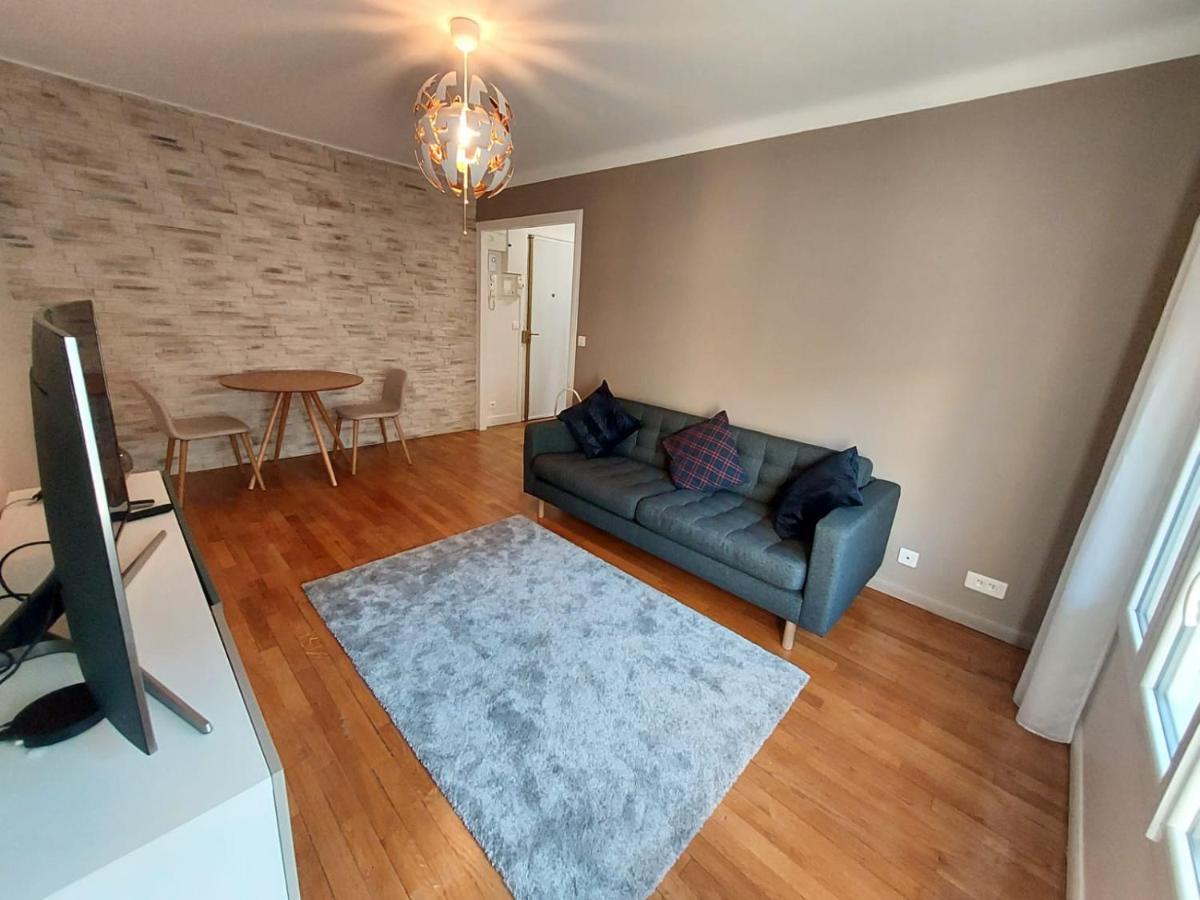 Bel Appartement 2 Pieces, Sortie De Metro Ligne 8 Charenton-le-Pont Buitenkant foto