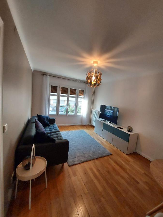 Bel Appartement 2 Pieces, Sortie De Metro Ligne 8 Charenton-le-Pont Buitenkant foto