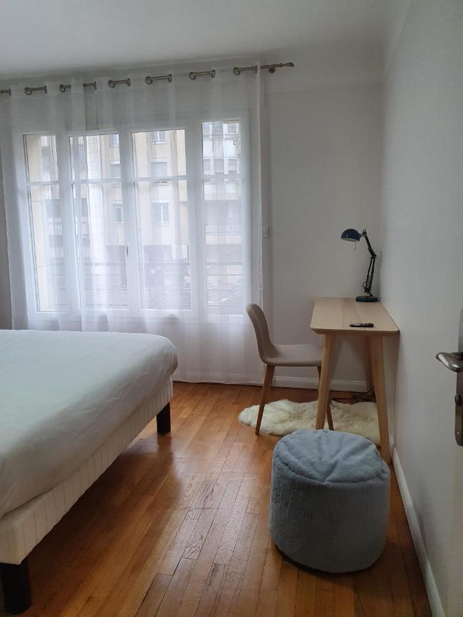 Bel Appartement 2 Pieces, Sortie De Metro Ligne 8 Charenton-le-Pont Buitenkant foto