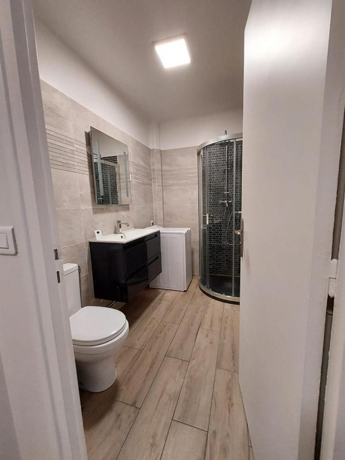 Bel Appartement 2 Pieces, Sortie De Metro Ligne 8 Charenton-le-Pont Buitenkant foto